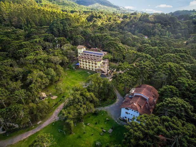 Hotel guanxi