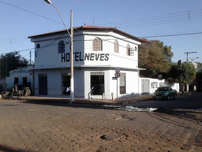 Hotel neves