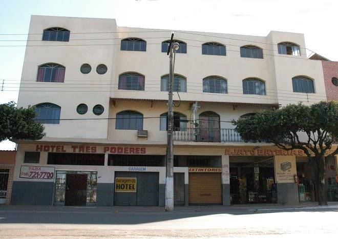 Hotel tres poderes
