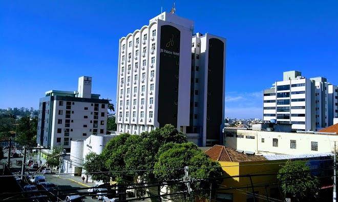 Iris hotel ltda
