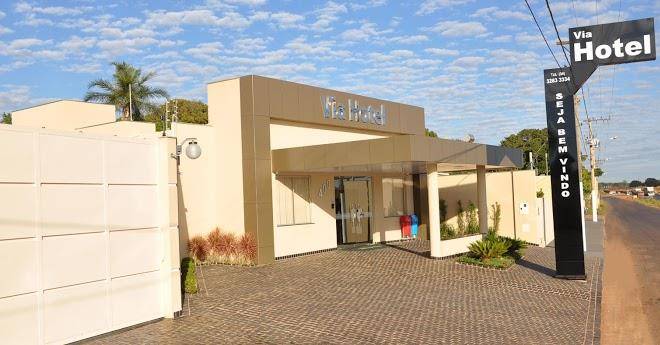 Hotel via hotel