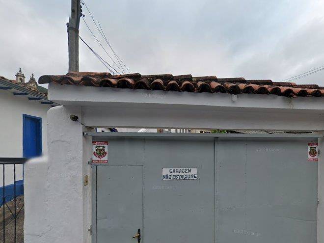 Hospedagem de baixo custo