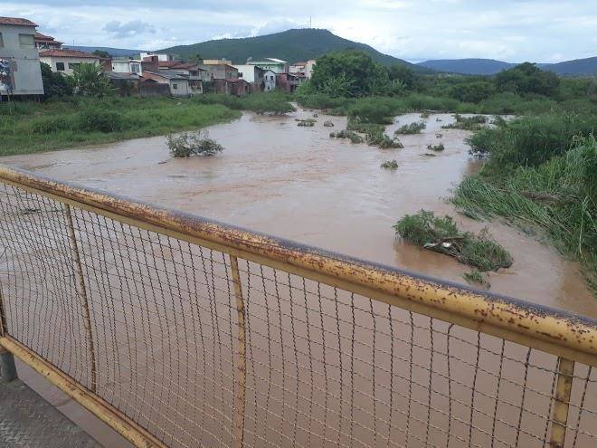 Tupa's hotel e restaurante