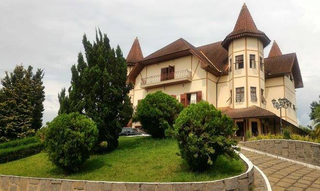 Hotel chateau de la montagne