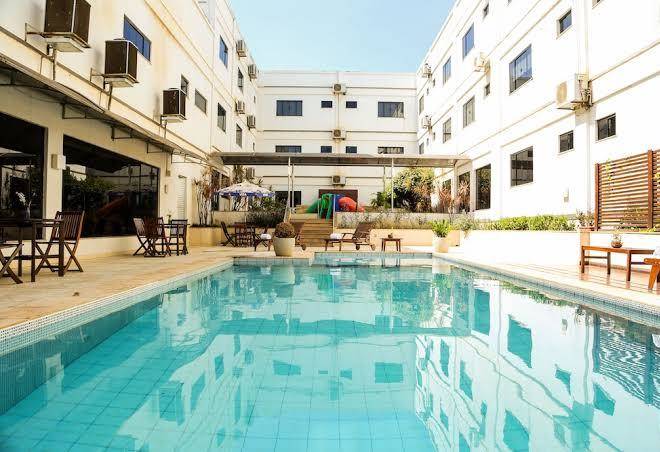 Atrium conforts hotel