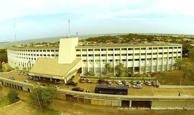 Barrudada tropical hotel