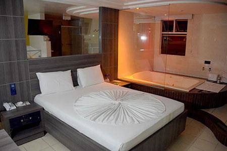 Motel le ton