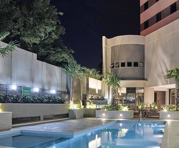 Jl Hotel By Bourbon Image