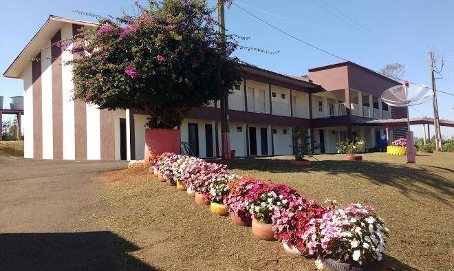 Hotel Porto Camargo Image