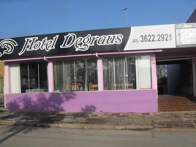 Hotel degraus