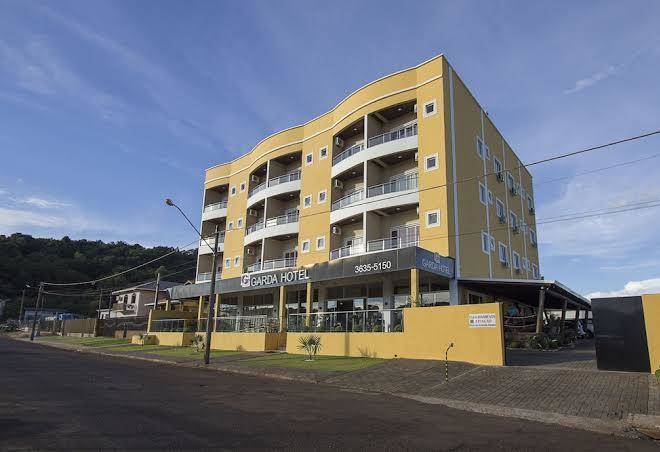 Garda hotel