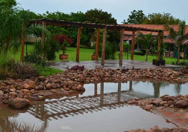 Pousada e fazenda santa clara
