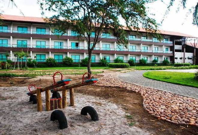 Hotel canariu's de gravata