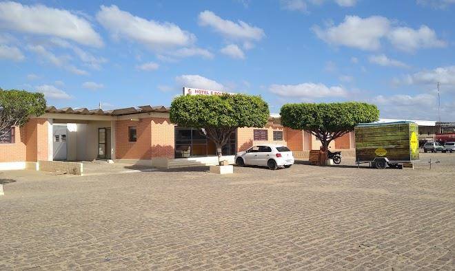 Hotel e pousada carranca