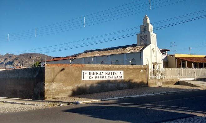 Frontal da serra
