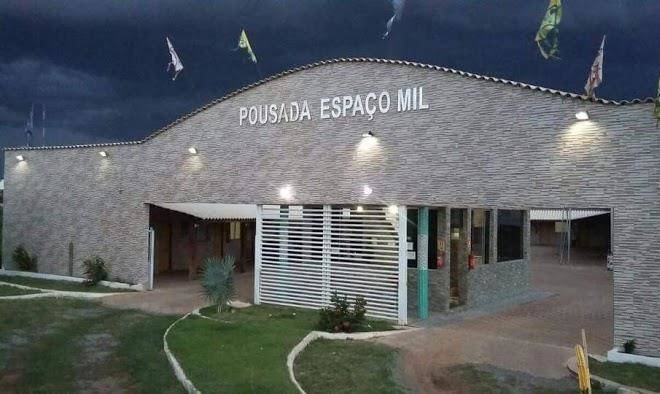 Hotel pousada restaurante pizzaria espaco mil