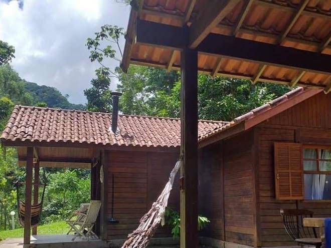 Chales cachoeira do roncador