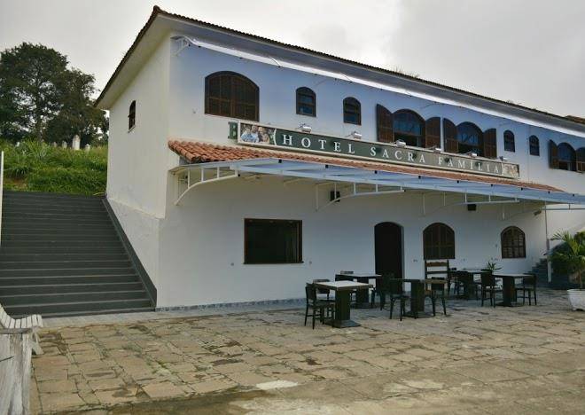 Hotel sacra familia