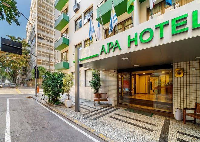 Apa hotel