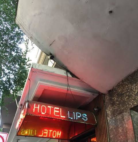 Hotel lips