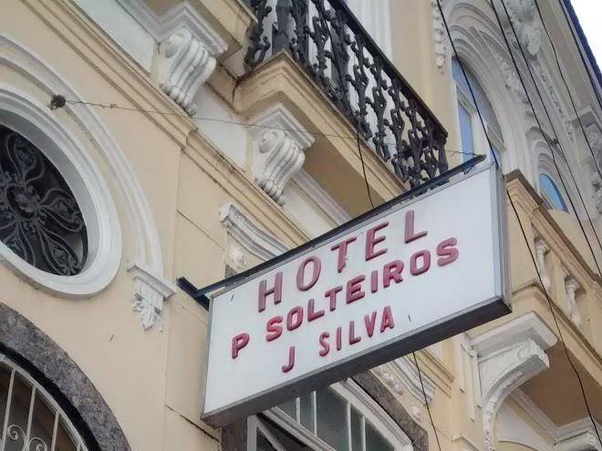 Hotel p solteiros j silva