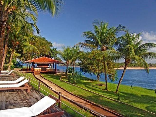 Resort & hotel marinas