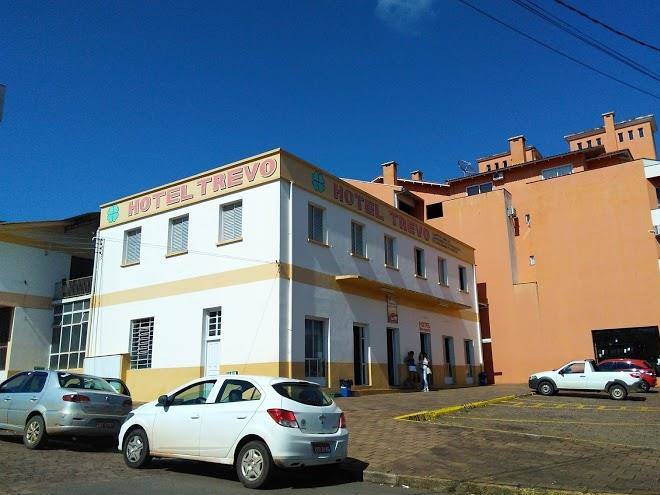 Hotel Trevo Image