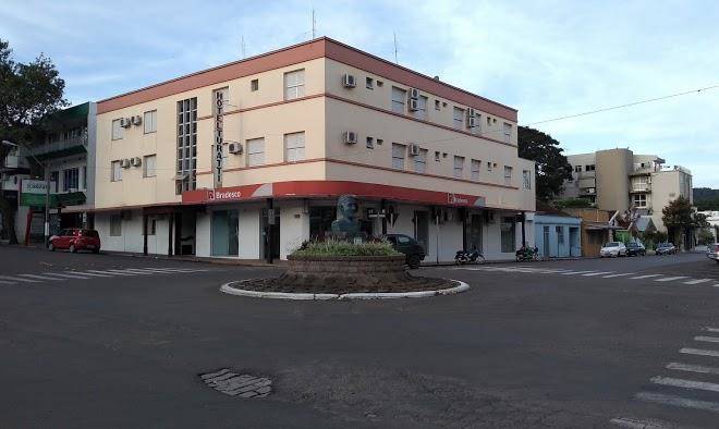 Hotel turatti tur ltda