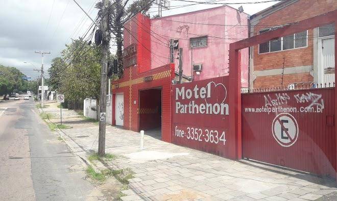 Motel parthenon