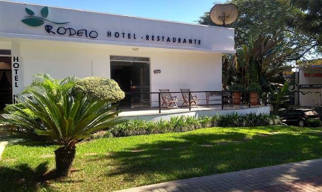 Hotel e restaurante rodeio