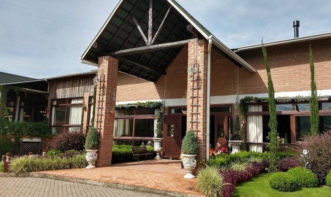 Estribo hotel estancia