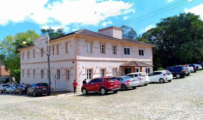 Pousada e restaurante pinton