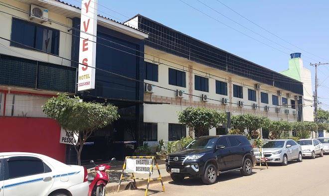 Yves hotel