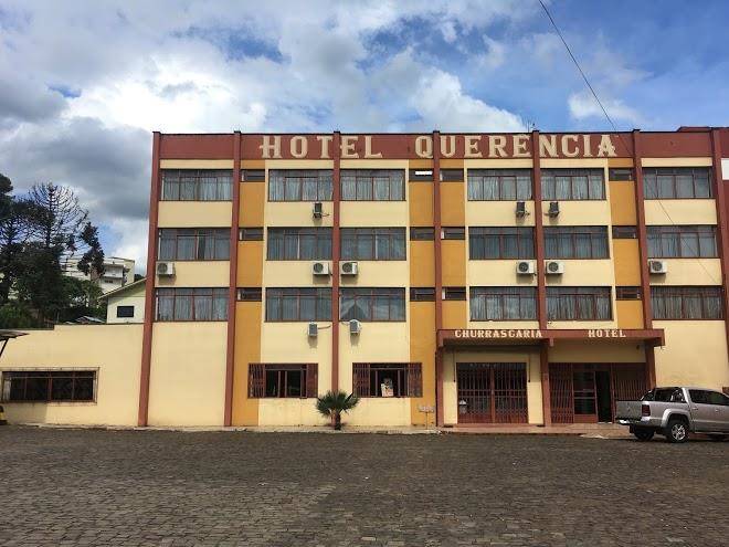 Querencia turis hotel
