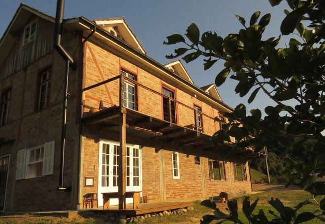 Estudios enxaimel pousada pedras rollantes