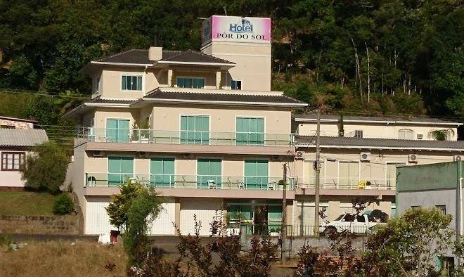 Hotel por do sol