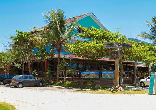 Restaurante e pousada oceanas frente mar