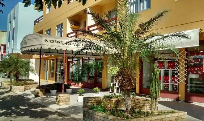 Petit praia hotel