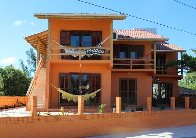 Calana pousada