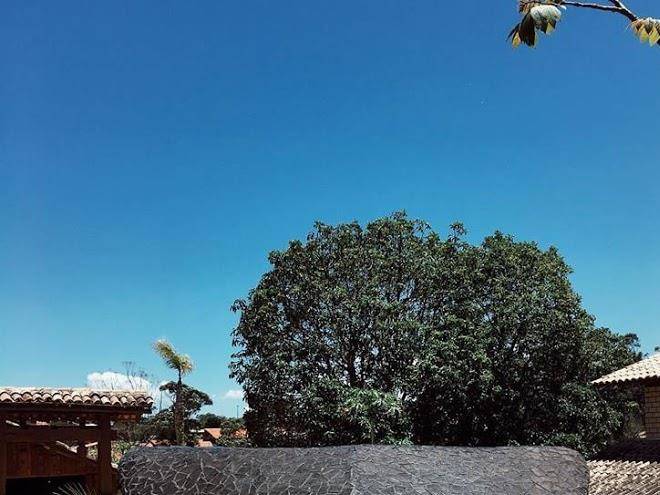 Pousada e cabanas meialua