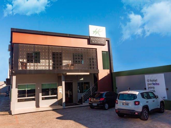 Kennedy slim hotel