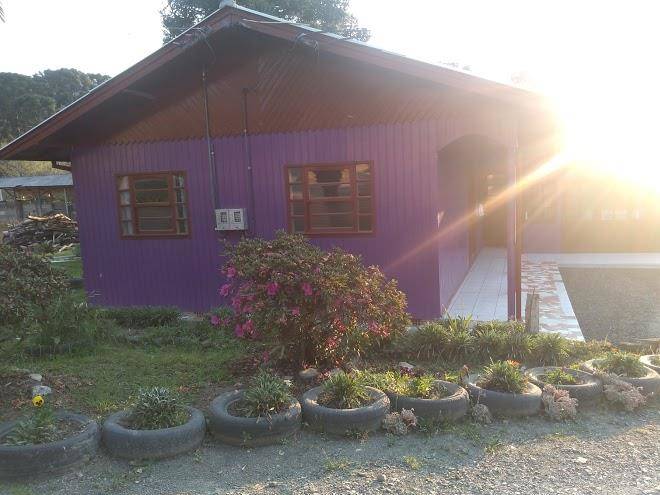 Pousada por do sol rural