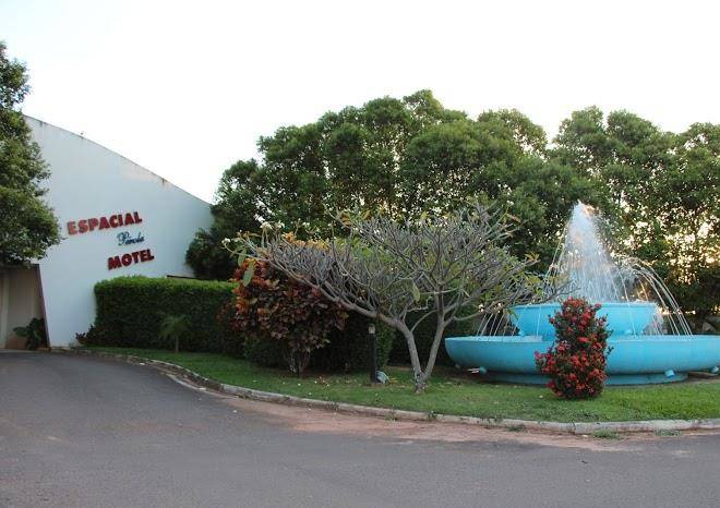 Espacial perola motel