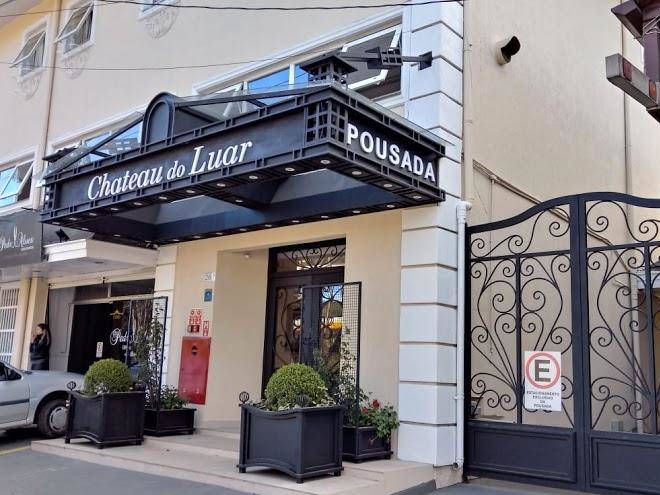 Chateau do luar 4km do centro bairro abernessia