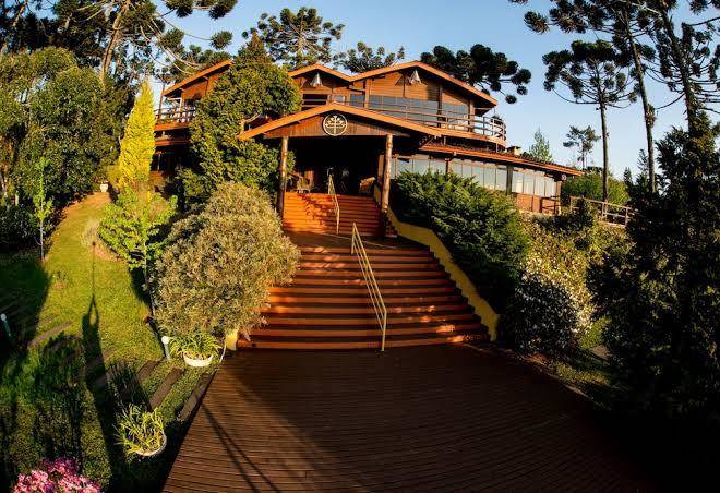 Surya pan refugio hotel