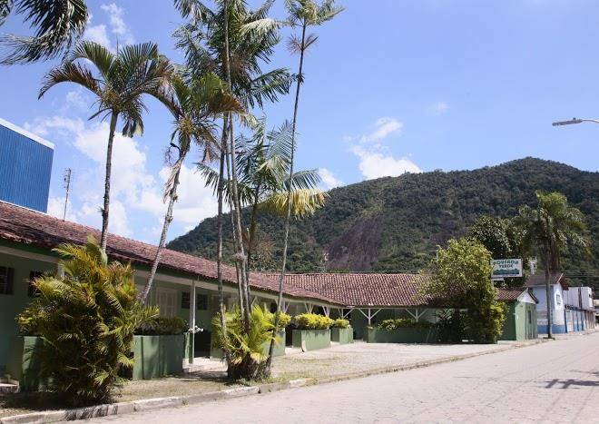 Pousada verde em caraguatatuba