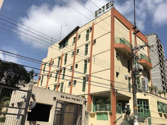 Trade hotel