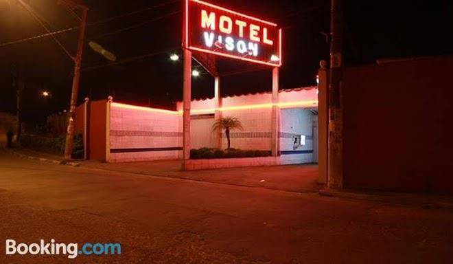 Motel vison
