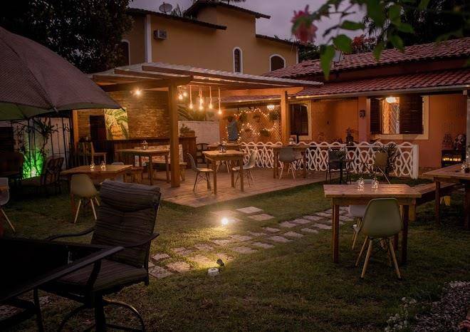 Manaca hospedaria e bistro