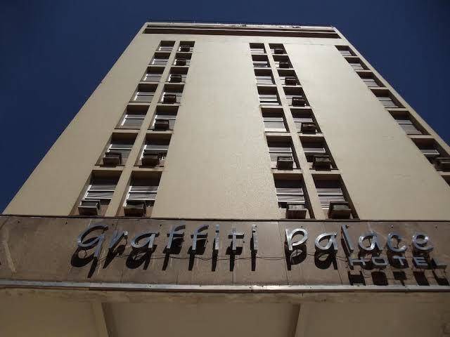 Graffiti palace hotel